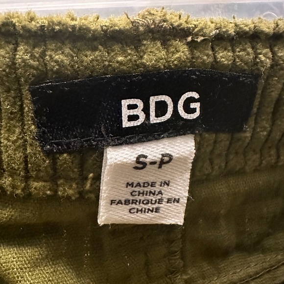 Army green mini skirt from Urban Outfitters BDG. - Picture 3 of 3